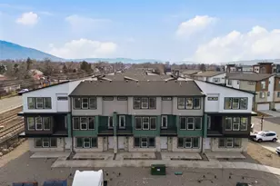 132 Chambord Ct E, Sandy, UT 84070 - Photo 33