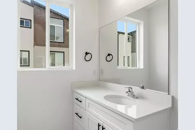 132 Chambord Ct E, Sandy, UT 84070 - Photo 15