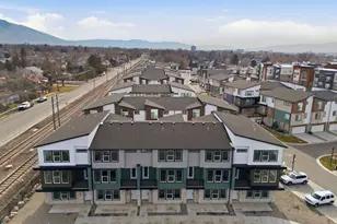 132 Chambord Ct E, Sandy, UT 84070 - Photo 35