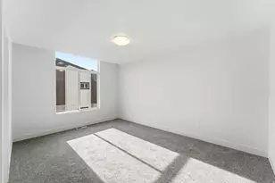 136 Chambord Ct E, Sandy, UT 84070 - Photo 29