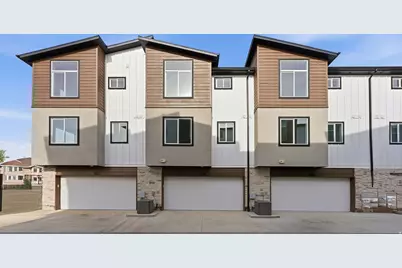 136 Chambord Ct E, Sandy, UT 84070 - Photo 37