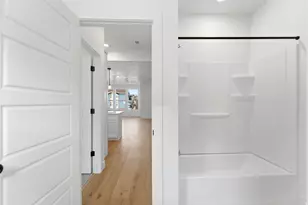 138 Chambord Ct E, Sandy, UT 84070 - Photo 25