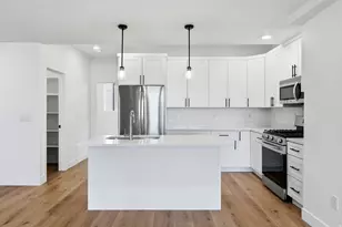 138 Chambord Ct E, Sandy, UT 84070 - Photo 13