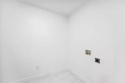 138 Chambord Ct E, Sandy, UT 84070 - Photo 27