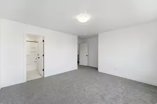 140 Chambord Ct E, Sandy, UT 84070 - Photo 33