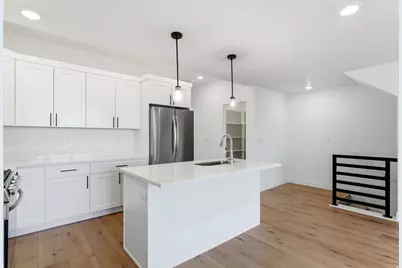 140 Chambord Ct E, Sandy, UT 84070 - Photo 5