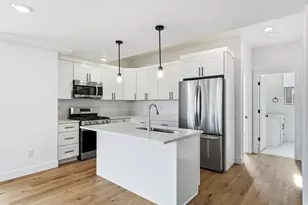 144 Chambord Ct E, Sandy, UT 84070 - Photo 11