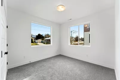 144 Chambord Ct E, Sandy, UT 84070 - Photo 21