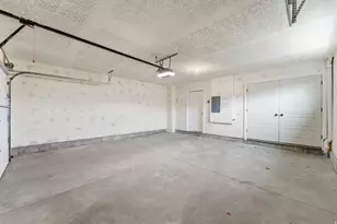 144 Chambord Ct E, Sandy, UT 84070 - Photo 9