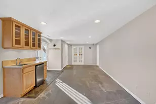 586 E Creekview Dr, Murray, UT 84107 - Photo 25