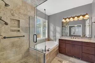 586 E Creekview Dr, Murray, UT 84107 - Photo 17