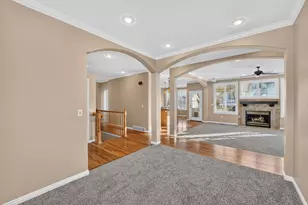 586 E Creekview Dr, Murray, UT 84107 - Photo 9