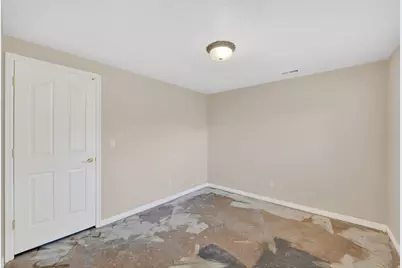 586 E Creekview Dr, Murray, UT 84107 - Photo 27