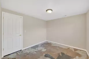 586 E Creekview Dr, Murray, UT 84107 - Photo 27