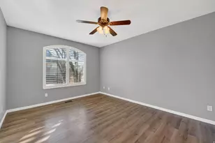 586 E Creekview Dr, Murray, UT 84107 - Photo 15