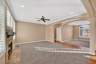 586 E Creekview Dr, Murray, UT 84107 - Photo 7