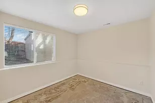 586 E Creekview Dr, Murray, UT 84107 - Photo 31