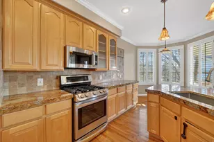 586 E Creekview Dr, Murray, UT 84107 - Photo 13