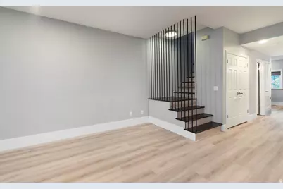 468 N E St, Salt Lake City, UT 84103 - Photo 7