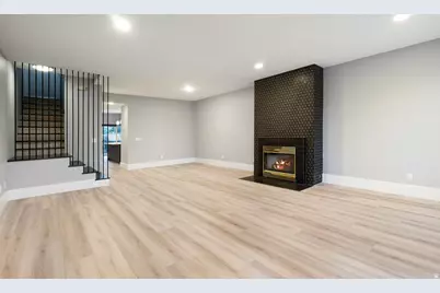 468 N E St, Salt Lake City, UT 84103 - Photo 5