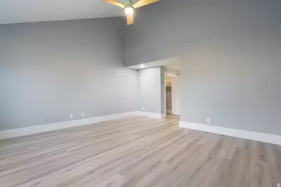 468 N E St, Salt Lake City, UT 84103 - Photo 27