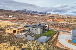 436 W Sunburst, Garden City, UT 84028 - Photo 3