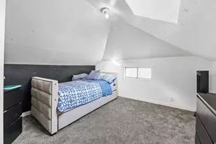 7609 N Mountain View Rd, Lake Point, UT 84074 - Photo 11