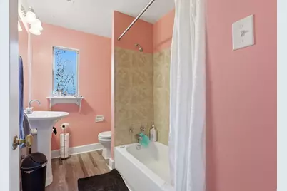 450 E 100 S #18, Salt Lake City, UT 84111 - Photo 11