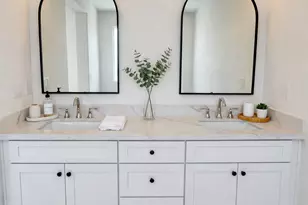 1435 W Pleasant View Dr, Kaysville, UT 84037 - Photo 5