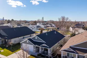 1881 N 2350 W, Clinton, UT 84015 - Photo 3