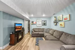 1015 E Brook Haven Dr N, Kaysville, UT 84037 - Photo 19