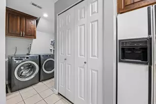 761 E Gables Ln, Midvale, UT 84047 - Photo 23