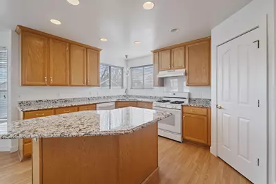 8859 S Long Dr, West Jordan, UT 84088 - Photo 9