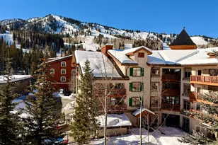 12090 E Big Cottonwood Canyon Rd, Solitude, UT 84121 - Photo 25