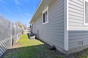 868 S Montgomery St, Salt Lake City, UT 84104 - Photo 19