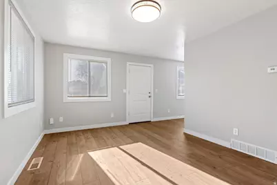 868 S Montgomery St, Salt Lake City, UT 84104 - Photo 7