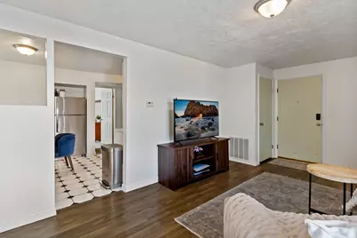 2182 W 5600 S #16, Roy, UT 84067 - Photo 5