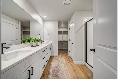 1247 N 680 W #8, Tooele, UT 84074 - Photo 17