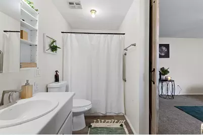 1624 E 750 S #D9, Clearfield, UT 84015 - Photo 11