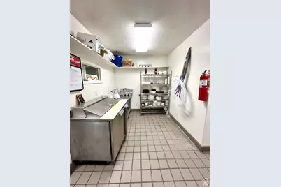 240 W Main St, Bicknell, UT 84715 - Photo 21