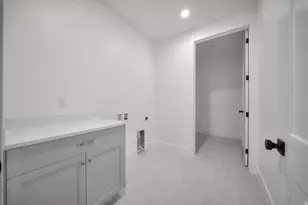 2921 E Alderann St, Saint George, UT 84790 - Photo 45