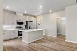 283 E Kanab Creek Dr, Saratoga Springs, UT 84045 - Photo 7