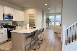 118 S 1700 W, Pleasant Grove, UT 84062 - Photo 9