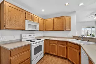 4358 S Flowering Dr, Saint George, UT 84790 - Photo 11