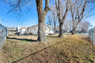 1594 W Sunset Ave S, West Valley, UT 84119 - Photo 13