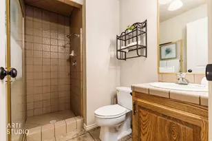 860 S Village Rd W, Saint George, UT 84770 - Photo 19