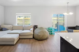 638 N Old Fort Dr, Spanish Fork, UT 84660 - Photo 9