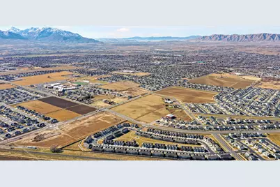 638 N Old Fort Dr, Spanish Fork, UT 84660 - Photo 29