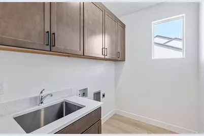 1018 E 250 S #16, Salem, UT 84653 - Photo 15