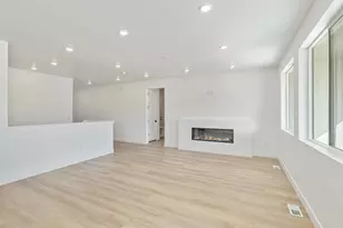 1018 E 250 S, Salem, UT 84653 - Photo 5